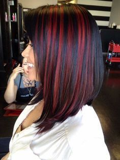 Pelo Color Borgoña, Peekaboo Highlights, Black Hair With Highlights, Red Hair Color, Hair Inspo Color