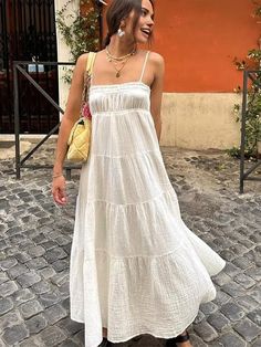 Tiered Cami Long Dress Summer Maxi Dress Boho, 90s Y2k Fashion, White Maxi, Boho Maxi, Boho Summer, Boho Maxi Dress, White Maxi Dresses, Fitted Dress, Aesthetic Clothes