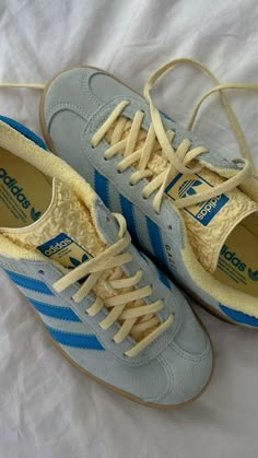 Blue And Yellow Spezial Adidas, Blue And Yellow Sambas, Summer Sneakers 2024, Aesthetic Shoes Photo, Summer Shoes 2024, Gazelle Bold Shoes, Adidas Bold, Sneakers 2024, Looks Adidas