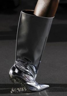 Gcds Heels, Gcds Shoes, Tom Ford Boots, Couture Boots, Heels Luxury, Luxury Heels, Fall Winter Shoes, Minimalistic Aesthetic, Autumn Winter 2023