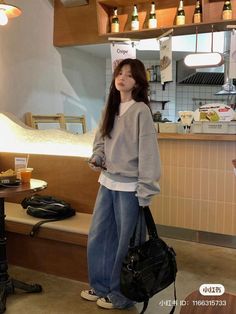 Alt Korean Fashion, Downtown Baggy Outfits, Chinese Casual Outfits, Summer Korean Outfits Street Styles, 2024 Ootd, Tokyo Outfits, Colorful Apartment, Korean Casual Outfits, Baggy Clothes