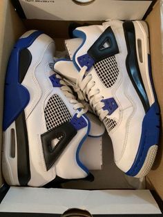 Retro 4s, Nike Shoes Jordan, Nike Shoes Girls, Streetwear Shoes