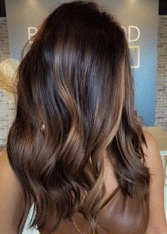 Half Balayage Brunettes, Hair Colour Ideas For Brunettes, Hair Colour Ideas, Wedding Hair Colors, Fall Winter Hair Color, Mom Hair, Fall Hair Color For Brunettes, Caramel Hair