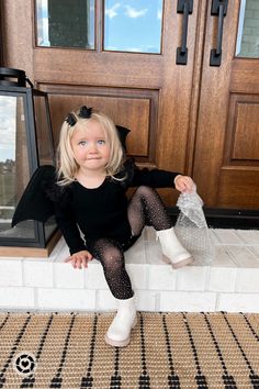 Toddler Bat Costume, Cute Toddler Costumes, Diy Girls Costumes, Bat Halloween Costume, Old Halloween Costumes, Toddler Costumes Girl, Halloween Costume Toddler Girl, Toddler Girl Halloween, Bat Costume