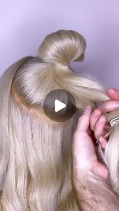 Piled High Twist Updo, Hair Updos Long Hair, How To Do Your Own Updo, Up Do Hair Tutorials, Updo Hairstyles Diy, Updue Hairstyles For Prom, Cinderella Updo, Halo Hair Extensions Updo