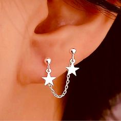 Brand New - Stainless Steel Double Stars Bajoran Chain Dangle Stud Earrings *** Product Details: Made With High Quality Materials For Durability And Longevity; Stainless Steel Double Stud Dangle Earring Unique And Eye-Catching: Vintage Double Star Design Adds A Touch Of Personality To Your Outfit Versatile: Perfect For Any Occasion *** Bundle And Save !! And I Love Offers So Send Them On Over ;) Earring Unique, Piercings Ideas, Double Stud, Vintage Clip Earrings, Glossy Makeup, Star Design, Earrings Color, Star Pendant, Star Designs