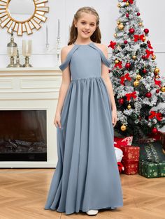 Look stunning in this elegant off-the-shoulder junior bridesmaid dress. Crafted from luxurious chiffon, the long silhouette provides an effortless, gown-like look. Perfect for any special occasion. Jr Bridesmaid Dresses, Ocean Blue Bridesmaid Dresses, Lime Green Bridesmaid Dresses, Chocolate Bridesmaid Dresses, Dusk Bridesmaid Dress, Ink Blue Bridesmaid Dresses, Peacock Bridesmaid Dresses, Mulberry Bridesmaid Dresses, Grape Bridesmaid Dresses