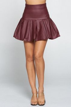 Fall High Waist Skirt For Date Night, Pleated Skort For Night Out In Fall, High Waist Skirt For Date Night In Fall, Trendy Faux Leather Bottoms For Day Out, Lined Skort For Night Out In Fall, Edgy Pleated Skort For Fall, Fall Skort With Lined Skirt For Night Out, Pleated Skirt For Night Out In Fall, Trendy Stretch Skort For Fall