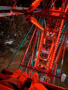 Red lights from view of top of Ferris wheel at night at the fair Amusement Park Date Aesthetic, Carnival Aesthetic Vintage, Carnival Aesthetic, Fall Widgets, Vintage Circus Theme, Carnival Night, Fair Carnival, Alphabet Dating