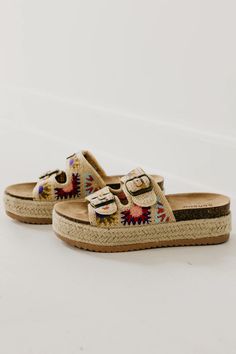 The Brake Espadrille Platform Sandal | MOD Boutique Adjustable Platform Footbed Sandals With Round Toe, Bohemian Sandals With Buckle Closure For Spring, Spring Bohemian Sandals With Buckle Closure, Espadrilles Outfit Dress, Granola Shoes, Beachy Shoes, Salted Granola Girl, Hawaii Fits, Salted Granola