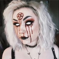 30+ Insane Yet Pretty Halloween Makeup Ideas | Easy Halloween Makeup Witch Makeup Ideas, Halloween Costumes Women Scary, Makeup Ideas For Halloween, Halloween Makeup Witch, Halloween Nails Diy