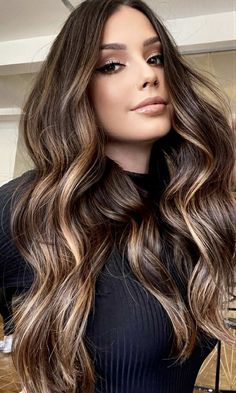 Hair Color Trends For Brunettes, Spring Hair Color Trends, Dark Hair Color, Long Hair Trends, Hair 2022, Spring Hair Color, Long Hair Color