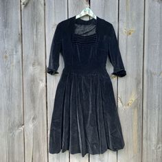 50s-60s Vintage dress for women. Black Velvet Party Dress   Evening bodycon dress Size S   The dress does not stretch   Cotton/ Polyester Measurements: Shoulders 16 inch, 40.5 cm Bust 36inch, 91cm Waist 28inch, 71cm Length on the back 44inch, 111.5cm Sleeve 17.5 inch, 44cm Vintage Knee-length Dress For Costume Party, Fitted Knee-length Dresses For Costume Party, Winter Party Knee-length Vintage Dress, Fitted Tea-length Midi Dress For Evening, Evening Tea Length Fitted Midi Dress, Vintage Fashion Knee-length Dresses With Fitted Bodice, Fitted A-line Vintage Dress For Party, Retro Dresses For Vintage Events In Fall, Fitted Midi Dress For Costume Party