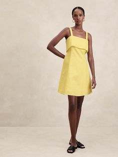 Linen-Blend Mini Dress | Banana Republic Factory Linen Dress Outfit, Yellow Linen Dress, What To Wear To A Wedding, Essential Dress, Linen Mini Dress, Straight Neckline, Banana Republic Women, Banana Republic Factory, Vestido Casual