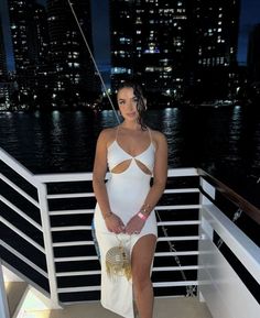 Miami Vacation Outfits, Miami Looks, Miami Outfits Night, Going Out Outfits Casual, Eras Outfits, Date Night Outfit Classy, Miami Vacation, Summer Night Outfit, Miami Outfits