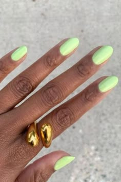 Greenish Yellow Nails, Pale Lime Green Nails, Peridot Green Nails, Shades Of Green Nails, Green Yellow Nails, Yellow Green Nails, Aesthetic Nails Green, Spring Green Nails, Green And Yellow Nails