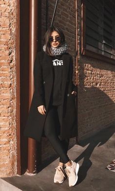 All Black Outfits For Women, Look Legging, Looks Black, All Black Outfit, Sporty Outfits