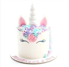 Торт единорог ganachecake 👊 Buttercream Unicorn Birthday Cake, Unicorn Number Cake, Pig Birthday Party, Rosette Cake, Number Cake Toppers