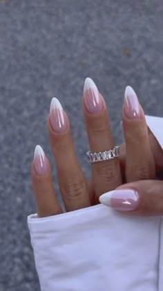 Chrome white glazed Nails klick the link the Kristal ring Spring Summer Nails 2024 Almond, Structure Nails, Nail Easter, Nail Almond, Nail Chrome, Nail Simple, Nail Spring, Nail 2024, Nail Short