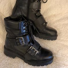 Black Leather Biker Boots By Steve Madden Barely Worn Can Fit Between A 6-7 For Size Reference I’m A 7-71/2 Depending On The Shoe And They Fit Snug But Fine Leather Biker Boots, Shoes Steve Madden, Biker Boots, Moto Boots, Steve Madden Shoes, Steve Madden, Black Silver, Black Leather, Size 6