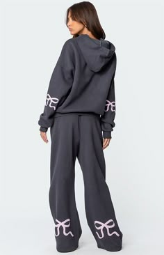 Edikted Bonney Bow Detail Sweatpants | PacSun Matching Sweat Set, Sweatpants And Hoodie, Matching Sweats, Sweat Sets, Hoodie Graphic, Comfy Sets, Matching Sweatshirts, Sweat Set, Wide Leg Sweatpants