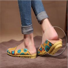 Casual Floral Print Leather Women Flat Shoes Moccasin Flats, Women Flower, Loafers Shoes, Casual Shoes Women, Fashion Flats, Leather Loafers, Womens Fashion Casual