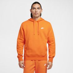 A closet staple, the Nike Sportswear Club Fleece Pullover Hoodie combines classic style with the soft comfort of fleece. Nike Clothes, Nike Sportswear Club Fleece, Polo Sport Ralph Lauren, Hoodies Men Pullover, Zip Hoodies, Nike Shox, Embroidered Hoodie, Nike Hoodie, Athletic Apparel