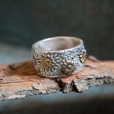 Gold flowers ring, Nature ring, mixed metals ring, wide silver band, Silver ring, silver gold ring, Silver Gold Ring, Wide Silver Band, Flowers Ring, Botanical Ring, Vine Ring, Mixed Metal Rings, Silver Rings Simple, Nature Ring, Gold And Silver Rings