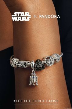 Star Wars Things To Buy, Star Wars Bracelet, Nails Grunge, Pandora Star, Star Wars Jewelry, Pandora Collection, Pandora Jewelry Charms, Star Wars Wedding, Jedi Order