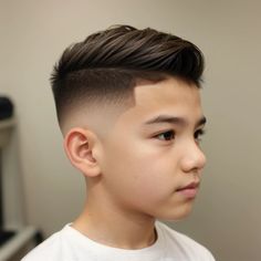 Boys Baseball Haircut Trendy, Boys Haircuts 2024, Short Haircut For Boys, Hairstyles For Kids Boys, Short Boys Haircut Trendy, Boys Short Haircut, Haircut For Kids, Cool Haircuts For Boys, Haircut For Boys