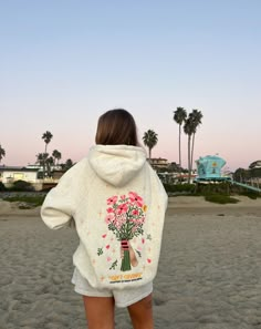 Dandy Worldwide, Flower Hoodie, Wishlist 2024, Cute Hoodies, Plus Size Patterns, Sweaters Women, Comfy Clothes, Junior Year