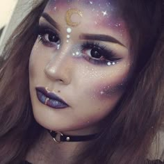 Alien Makeup Halloween Pretty, Celestial Witch Makeup Halloween, Glitter Space Makeup, Alien Makeup Pretty Halloween Costumes, Space Make Up Galaxy Makeup, Alien Makeup Women, Space Alien Makeup, Cosmic Witch Makeup, Celestial Witch Makeup