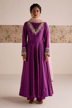 Buy Purple Chanderi Silk Embroidered Zardozi Round Bodice Anarkali Pant Set For Women by Esha Arora Online at Aza Fashions. Purple Anarkali, Silk Kurti Designs, Silk Kurti, Embroidered Bodice, Indian Fashion Dresses, Modern Bride, Pant Set, Embroidered Silk, Kurti Designs