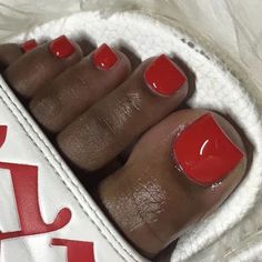 Easy Toe Nail Art, Toe Nails Ideas, Fall Toe Nails, Red Toenails, 2022 Nails