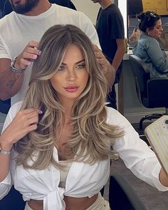 Wispy Bangs Hairstyles, Ash Blonde Hair Balayage, Rambut Brunette, Color Balayage, Brown Hair Inspo, Brunette Hair With Highlights, Bangs Hairstyles, Balayage Blonde, Hairstyles For Layered Hair