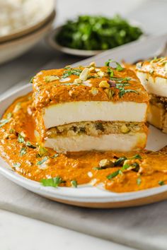 Paneer Musallam Modern Indian Cuisine, India Vegetarian Recipes, Indian Food Plating Ideas, Indian Dinner Recipes Vegetarian, Modern Indian Food, Paneer Recipes Indian, Paneer Sabji, Indian Main Course, Indian Starters