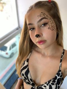 Week Aesthetic, Cat Halloween Makeup, Fashion Week Aesthetic, Fashion Outfits Summer, Fashion Outfits Winter, Fashion Designer Aesthetics, Aesthetics Fashion, Hot Halloween Outfits