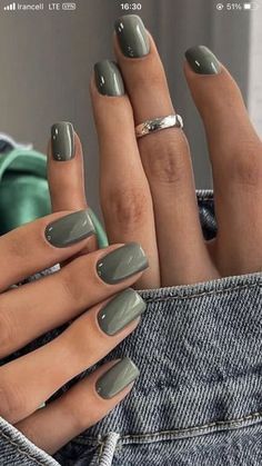 Nice Nail Colors, Short Fingernails, Shellac Nail Colors, Kutek Disney, September Nails, Fall Gel Nails, October Nails, Nagel Tips, Smink Inspiration