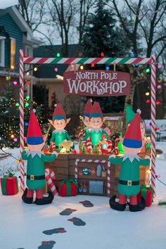 🎄 Christmas Elf Front Yard Display 🎅 Elves Workshop Decorations, Elf Yard Decorations, Diy Elf Outdoor Decorations, Elf Outdoor Decorations, Santas Workshop Parade Float Ideas, Elves Workshop Ideas, Santa’s Workshop Cubicle Decorations, Elf Workshop Decorations, Santa Toy Shop Decorations