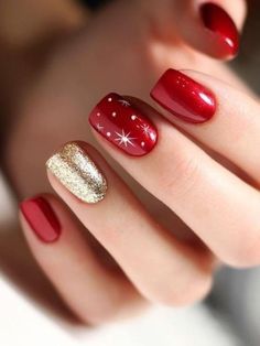 Dark Red Nail Art, Red Nail Art Ideas, Dark Red Shades, Nail Art Dark, Cuffin Nails, Red French Tips, Nail Art French, Classic Nail Art, Red Ombre Nails