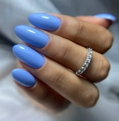 Perrywinkle Nails Almond, Sky Blue Almond Acrylic Nails, Ocean Blue Almond Nails, Colbolt Blue Nails Almond, Almond Nails Electric Blue, Summer Nail Looks, French Manicure Gel, Blue Gel Polish, Light Dark Blue