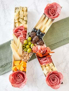 Food letters Letter Cheese Board, Letter K Charcuterie Board, How To Make Letter Charcuterie Boards, Bach Party Charcuterie Board, Letter Meat And Cheese Board, Letter Charcuterie Board Ideas, Charcuterie Name Ideas, Letter Fruit Tray, Charcuterie Letter Board