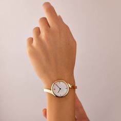 Classy Watches Women, Classy Watches, Pearl Watch, Classy Watch, Fancy Watches, Crystal Water, Yellow Gold Bangle, Bangle Watches, Gift Inspo