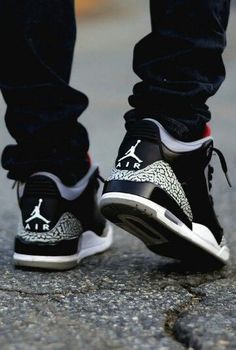 Cement 3s, Nike Free Runners, Curvy Petite Fashion, Shoes Sneakers Jordans, Black Cement, Fresh Shoes, Nike Air Jordans, Nike Free Shoes, Milan Fashion Weeks