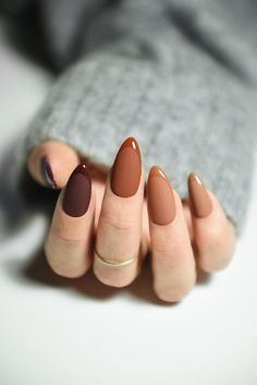 Uñas Old Money, Ongles Beiges, Money Nails, Brown Nail, Her Nails, Thanksgiving Nails, Neutral Nails, Brown Nails, Autumn Nails