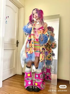 Sapphic Fashion, Weird Aesthetic Outfits, Hyperpop Fashion, British Punk Fashion, Candy Outfits, Decora Kei Fashion, Maximalist Outfits