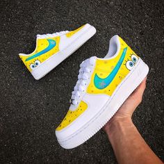 Air Force One Shoes, Custom Sneakers Diy, Air Force 1 Sneakers, Custom Painted Shoes, Custom Shoes Diy, Diy Sneakers, Nike Shoes Air Force, Painted Sneakers, Air Force 1s