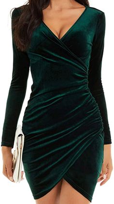 Winter Cocktail Dress, Cocktail Dress Holiday, Holiday Dresses Women, Long Sleeve Velvet Dress, Emerald Green Dresses, Green Velvet Dress, Formal Cocktail Dress, Holiday Party Dresses, Ruched Bodycon Dress