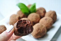 Keto Truffles, Quick Rolls, Impressive Dessert, Homemade Truffles, Truffles Recipe, Impressive Desserts, Truffle Recipe, Super Rich, Chocolate Cinnamon