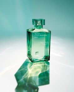 Maison Francis Kurkdjian Aqua Media Cologne Forte Eau de Parfum, 6.8 oz. Evoking both water and light, green is the middle color of the rainbow prism and reflects balance in motion. It is embodied in the vibrant freshness of Aqua Media Cologne Forte, featuring bergamot from Calabria, verbena, sweet fennel, hedione, and a woody musk accord. 6.8 oz./ 200 mL Ingredients*: Alcohol, Parfum (Fragrance), Aqua (Water), Limonene, Triethyl Citrate, Linalool, Citronellol, Butyl Methoxydibenzoylmethane, ... Product Lighting, Bottle Shoot, Heart Notes, Fragrance Spray, Fragrance Notes